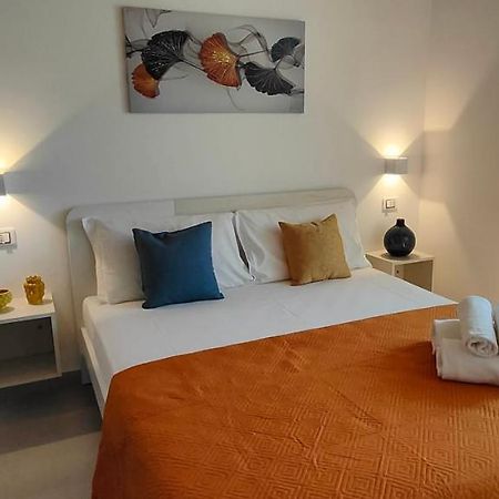 Casa Vacanze Rainbow, Siracusa Syracuse Exterior photo